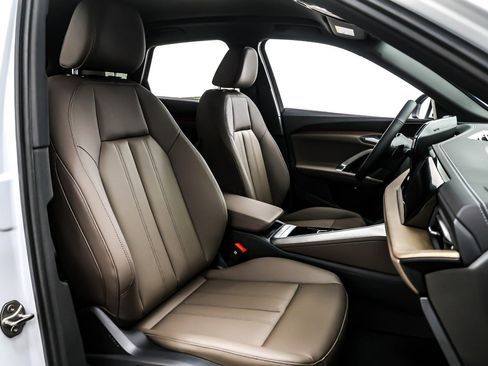 New 2025 Audi Q5 Premium image 7