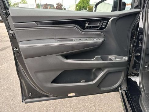 Used 2023 Honda Odyssey Elite image 8