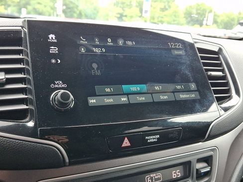 Used 2021 Honda Passport Sport image 16