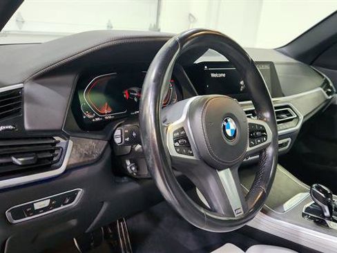 Used 2023 BMW X5 xDrive40i w/ M Sport Package image 11