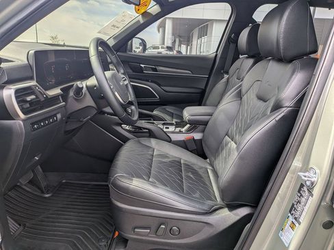 Used 2025 Kia Telluride EX X-Line AWD/4WD image 18