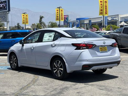 New 2025 Nissan Versa SV w/ Trunk Package image 4