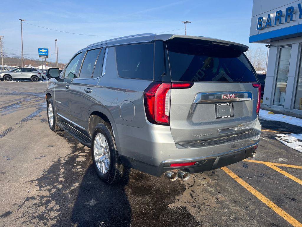 Used 2023 GMC Yukon Denali AWD/4WD image 3