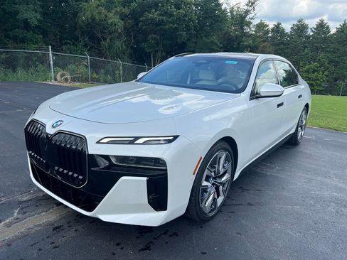 Certified 2024 BMW 760i xDrive 760i xDrive w/ Autobahn Package image 1