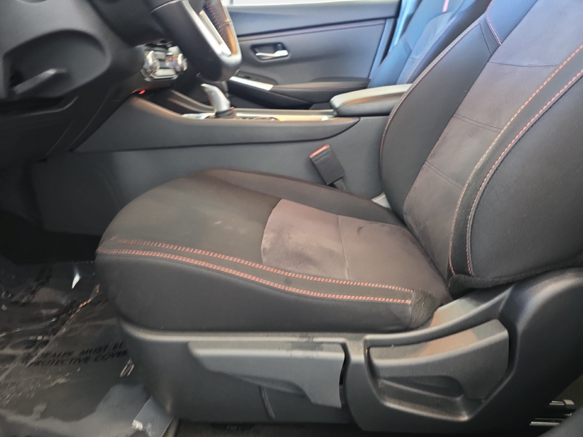 Used 2025 Nissan Sentra SR FWD image 27