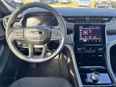 New 2025 Jeep Grand Cherokee L Laredo w/ Luxury Tech Group I