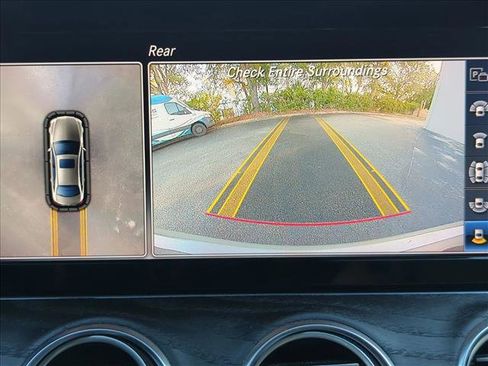Used 2019 Mercedes-Benz E 300 image 11