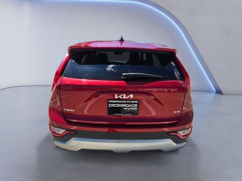 Used 2025 Kia Niro LX FWD image 5
