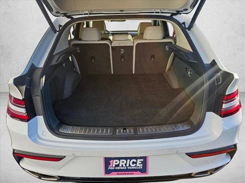 Used 2025 Genesis GV80 3.5T e-SC image 13