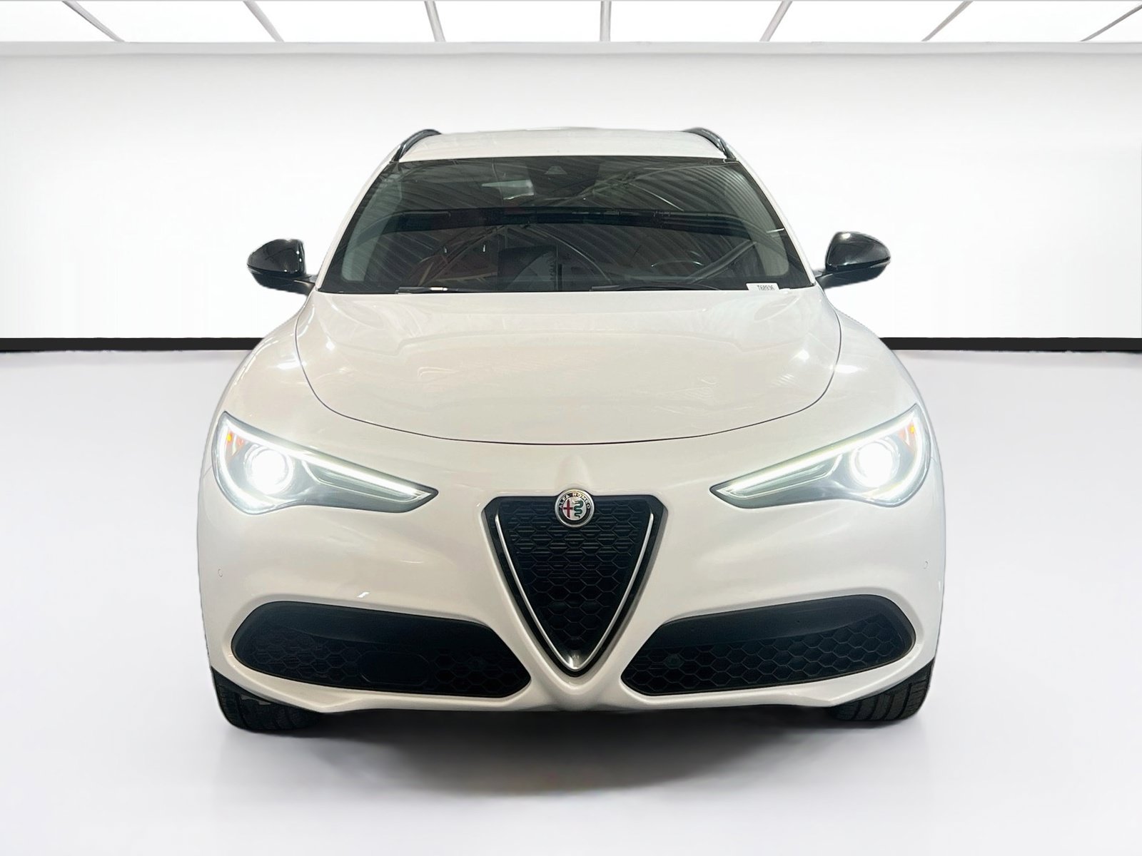 Used 2021 Alfa Romeo Stelvio Sprint w/ Nero Edizione RWD image 2