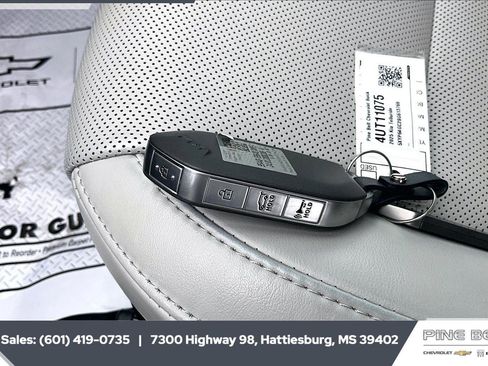 Used 2025 Kia Telluride S FWD image 9