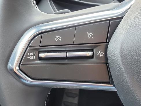 New 2025 Chevrolet Blazer EV LT image 14