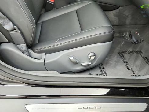 Used 2025 Lucid Air Pure RWD image 37