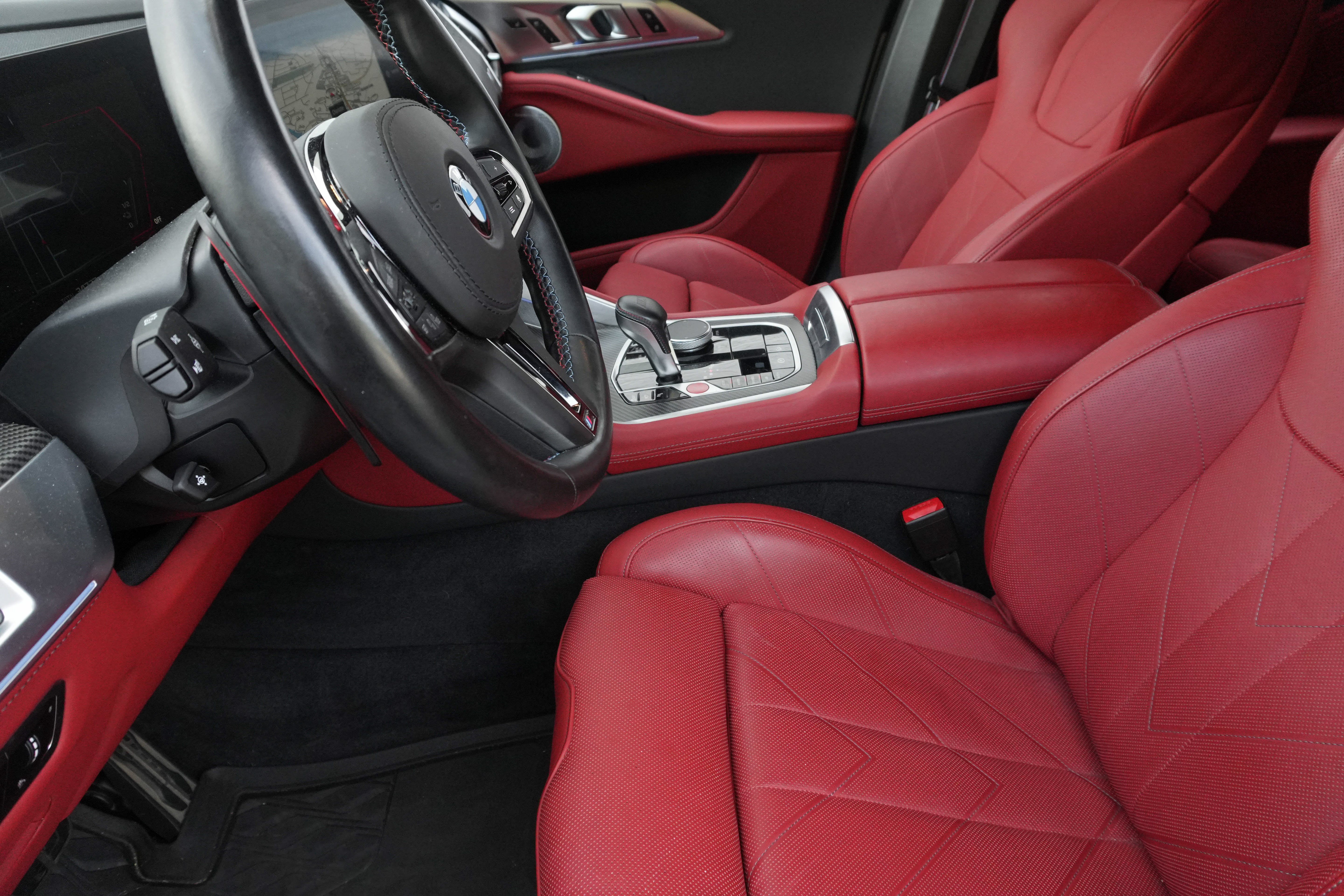 Used 2023 BMW XM w/ M Driver's Package AWD/4WD image 10