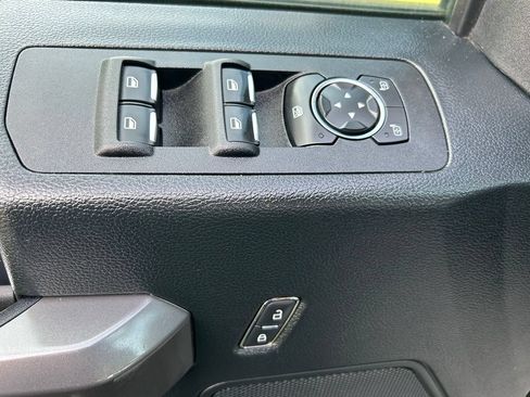 Used 2020 Ford F150 XLT w/ Equipment Group 302A Luxury AWD/4WD image 13