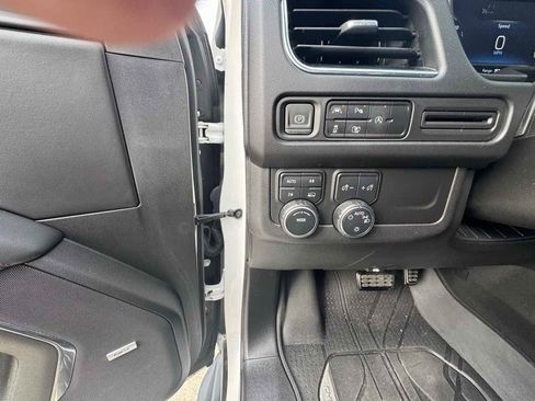 Used 2023 Chevrolet Tahoe RST w/ RST Performance Edition AWD/4WD image 13