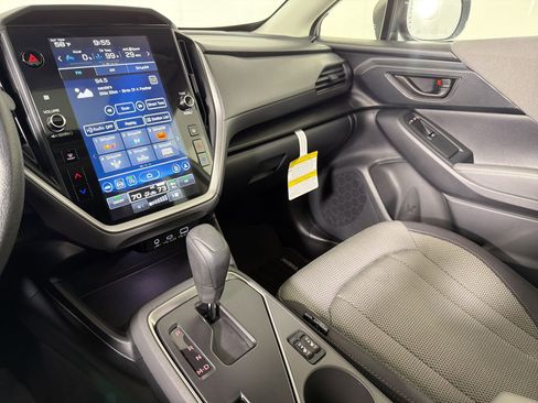Used 2024 Subaru Crosstrek 2.0i Premium image 23