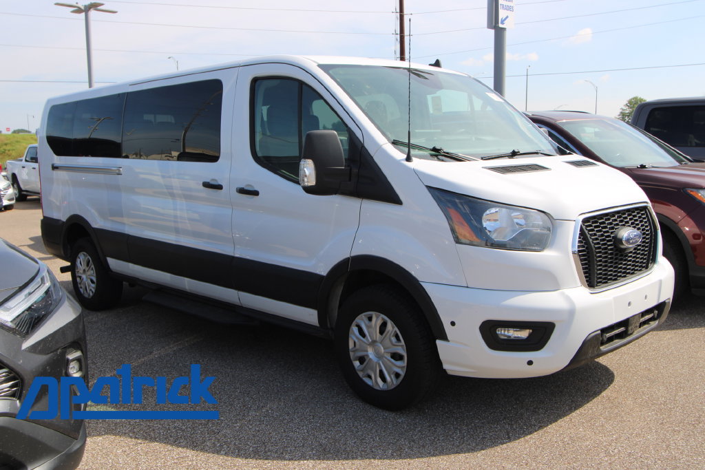 Used 2025 Ford Transit 350 XLT RWD image 1