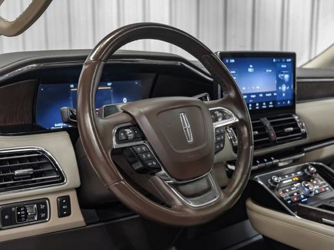 Used 2022 Lincoln Navigator L Reserve AWD/4WD image 14