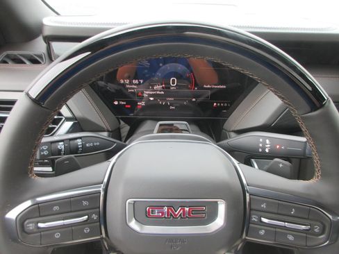 New 2026 GMC Yukon AT4 w/ AT4 Premium Plus Package AWD/4WD image 18