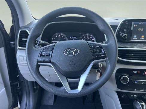 Used 2020 Hyundai Tucson SE image 12