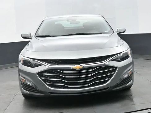 Used 2024 Chevrolet Malibu LT FWD image 3