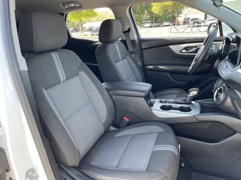 Used 2025 Chevrolet Blazer LT FWD image 26