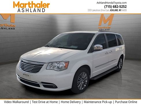 Used 2013 Chrysler Town & Country Touring-L w/ Driver Convenience Group FWD image 1