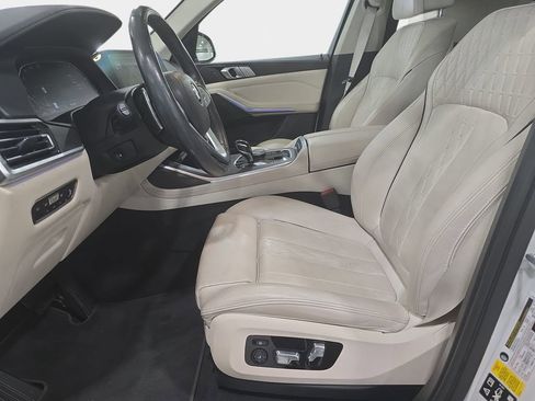 Used 2022 BMW X7 xDrive40i w/ Premium Package image 26
