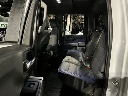 Used 2025 Chevrolet Silverado 2500 Custom w/ Custom Convenience Package image 18