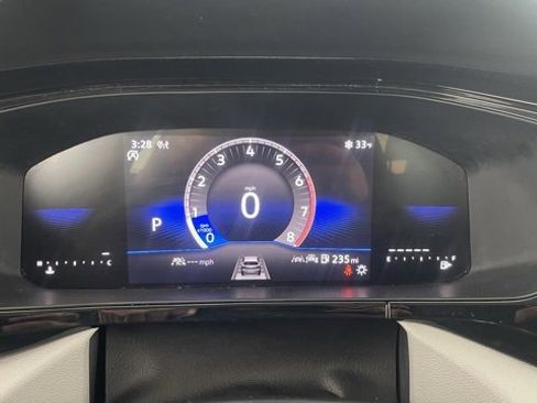 Used 2024 Volkswagen Taos S image 38