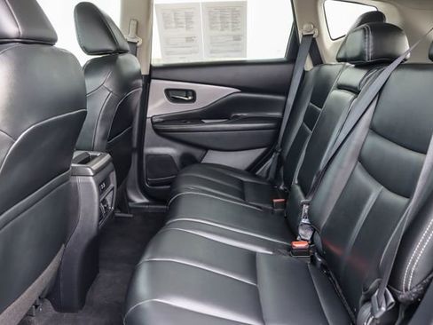 Used 2023 Nissan Murano SV image 19