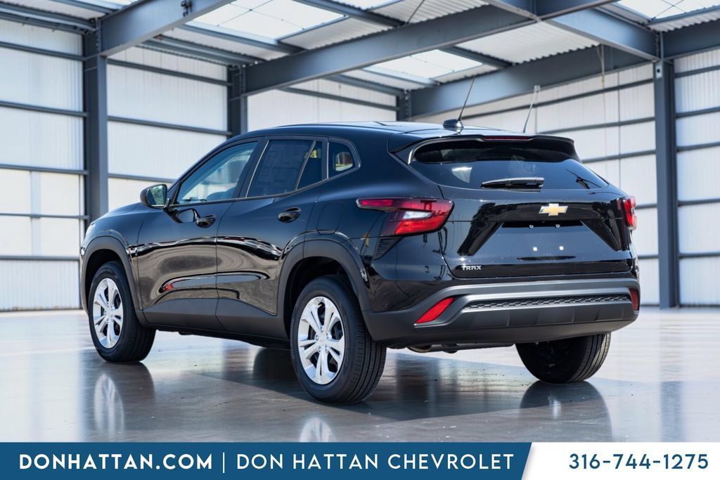 New 2026 Chevrolet Trax LS FWD image 23