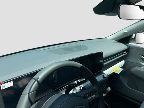 New 2026 Hyundai Kona Limited FWD image 9