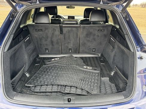 Used 2020 Audi Q5 Premium w/ Titanium Sport Package image 7