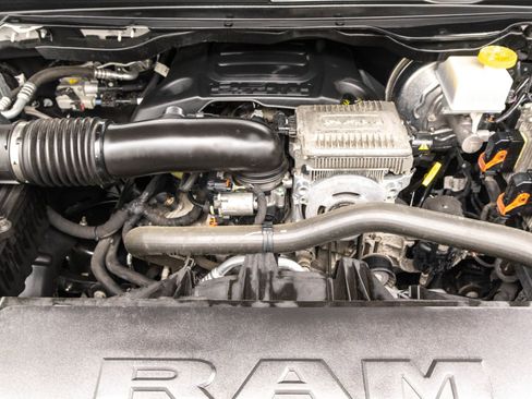 Used 2020 RAM 1500 Laramie image 44