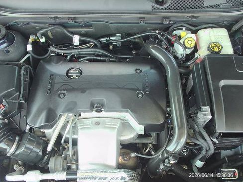 Used 2016 Buick Regal FWD image 9