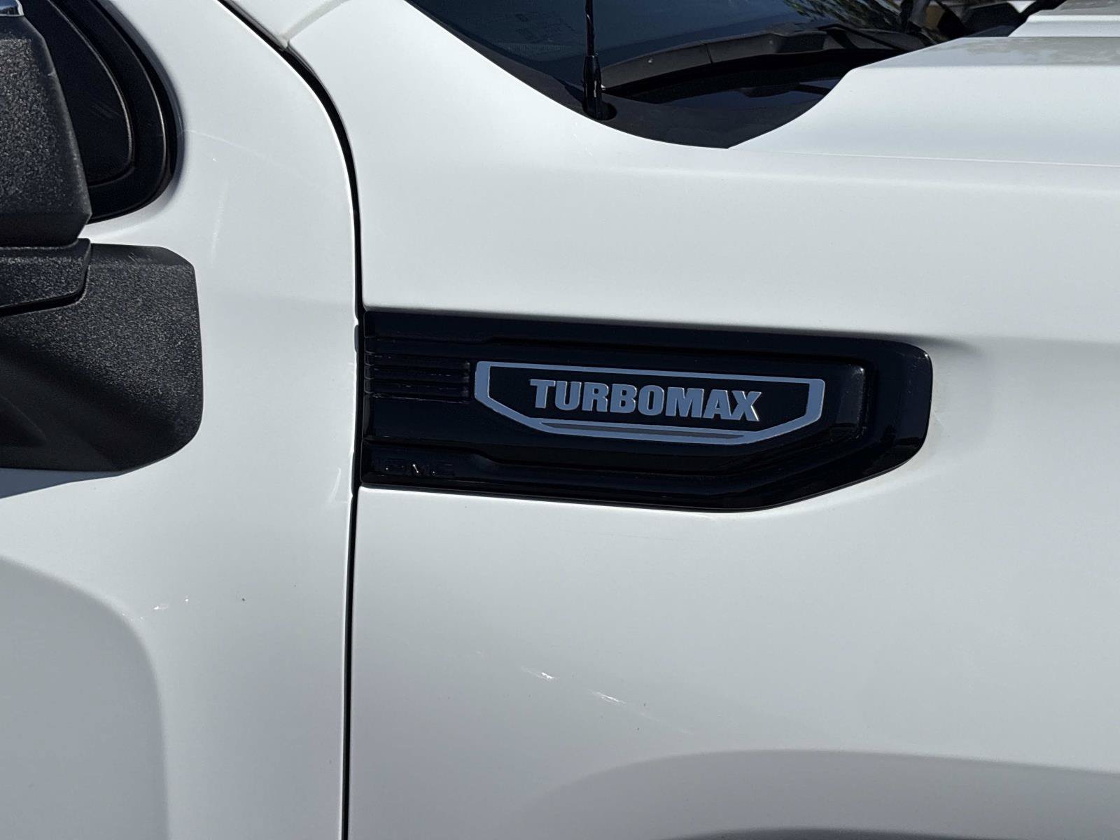 Used 2024 GMC Sierra 1500 Pro w/ Pro Value Package AWD/4WD image 11