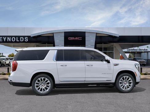 New 2026 GMC Yukon XL Denali w/ Denali Reserve Package AWD/4WD image 5