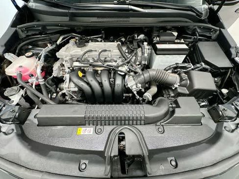 Used 2022 Toyota Corolla LE FWD image 24