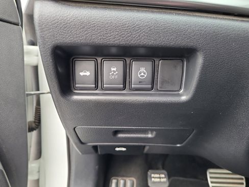 Used 2018 Nissan Maxima SR image 29