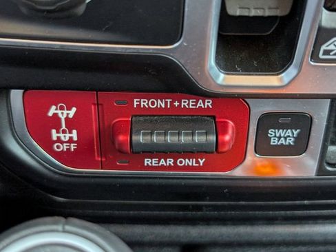 Used 2020 Jeep Wrangler Unlimited Rubicon AWD/4WD image 21