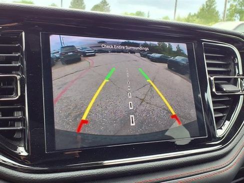 Used 2024 Dodge Durango GT AWD/4WD image 10