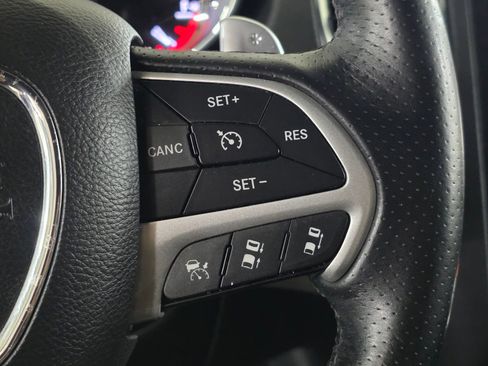 Used 2015 Dodge Durango R/T w/ Technology Group AWD/4WD image 34