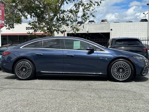 Used 2022 Mercedes-Benz EQS 450+ Sedan w/ AMG Line Exterior image 3
