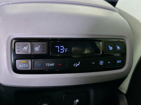 Used 2024 Hyundai Palisade SEL w/ Premium Package image 29