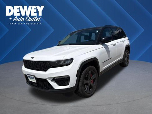 Used 2023 Jeep Grand Cherokee Limited w/ Luxury Tech Group II AWD/4WD image 1