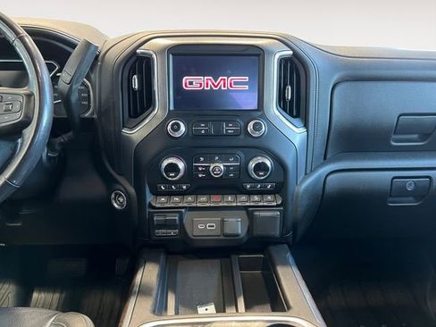 Used 2020 GMC Sierra 1500 Denali w/ Denali Ultimate Package AWD/4WD image 9