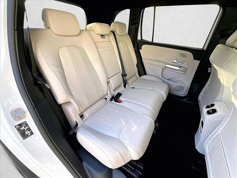 Used 2025 Mercedes-Benz GLB 250 GLB 250 image 29