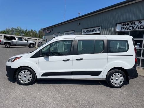 Used 2022 Ford Transit Connect XL FWD image 4